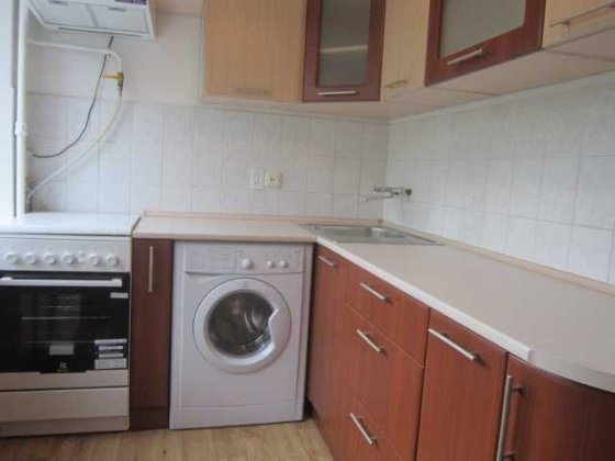 Сдам 2 х ком  Голосеевский пр 89, м Выставочный центр, Голосеевский рн Киев