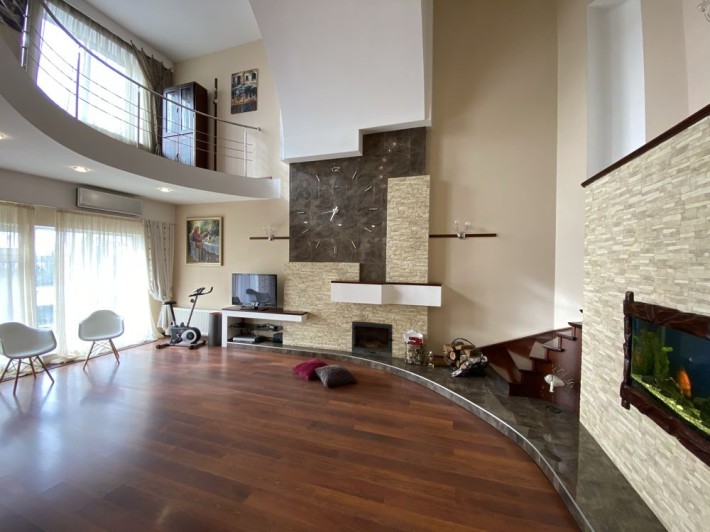 Шикарная 3к в коттедже с гаражом - фото 1