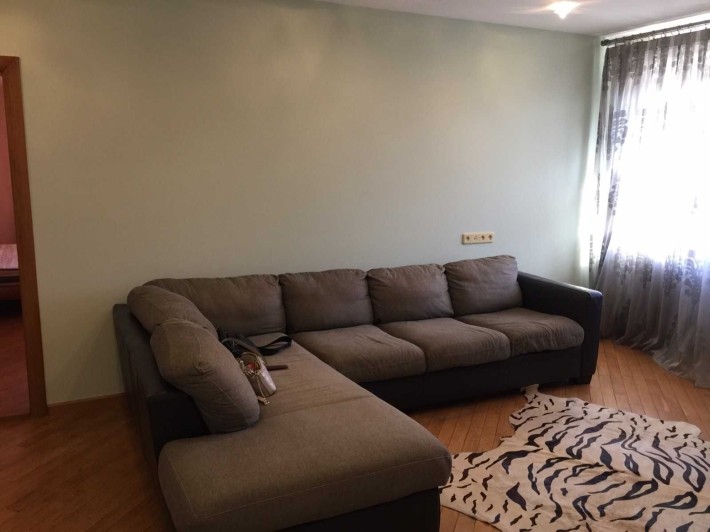 Сдам 3 комнатную квартиру в Киевском районе. Рядом "Форма", 9 лицей! - фото 1