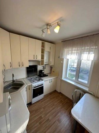 Здам 2к квартиру на пр. О. Поля 131 (Верх, р-н Славутича) - фото 1