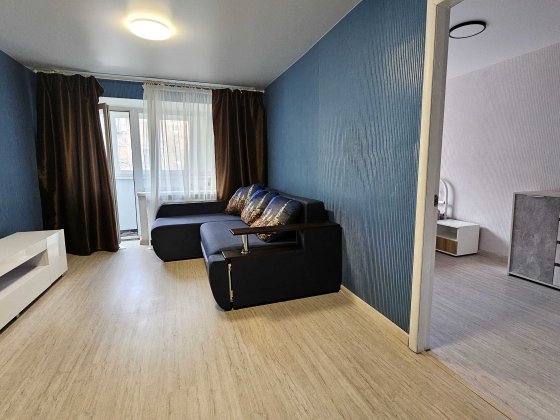 Німанська,6. Метро "Звіринецька" - 5 хвилин! Квартира вільна! Київ