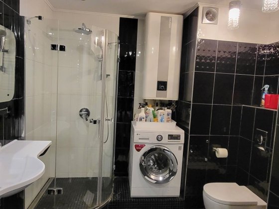 Здаю 3квартиру на проспекті Центральний