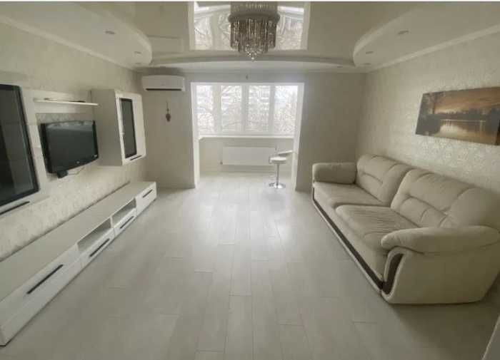 Аренда 3к квартиры пр. Центральный - фото 1