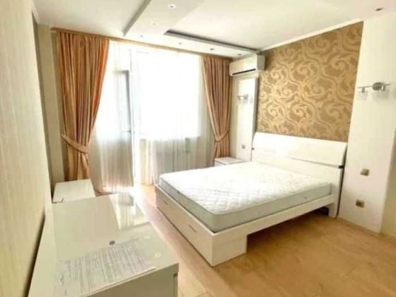 Здається 2-кімнатна квартира на вул. Єлизавети Чавдар,1 Киев