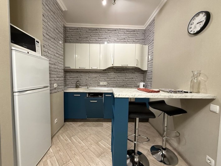 Долгосрочная аренда 2-х комнатной на Французском Бульваре - фото 1