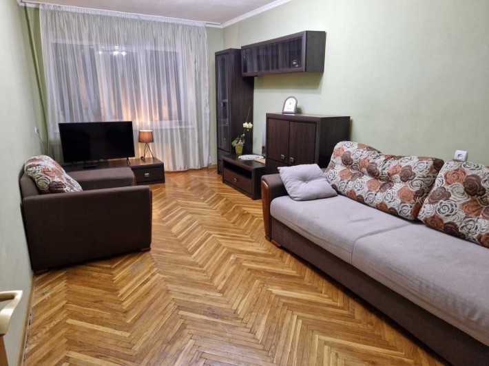 Оренда 1-к квартири на вул. Євгена Патона - фото 1