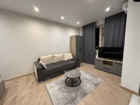 Аренда квартира-студия на втором этаже! Одесса