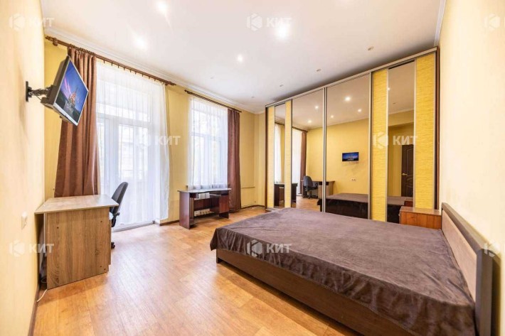 2к. 62м2 Центр (ул. Данилевского 10, м Научная) 129169 - фото 1