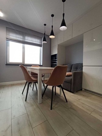 2-кімнатна дизайнерська квартира на вул.Роксоляни - фото 1