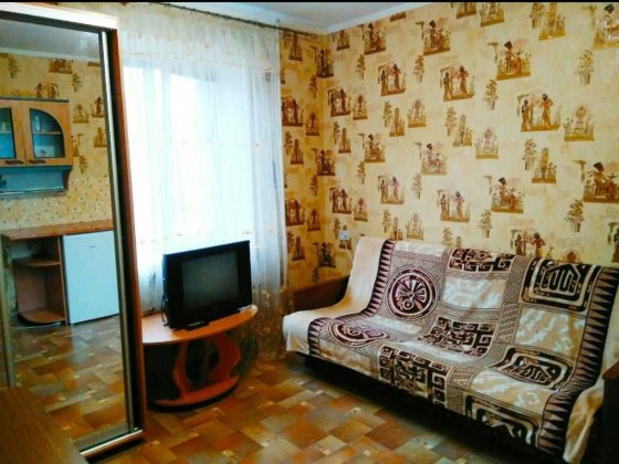 Гостинка   с   ремонтом от метро Заводская 4  мин. Харків