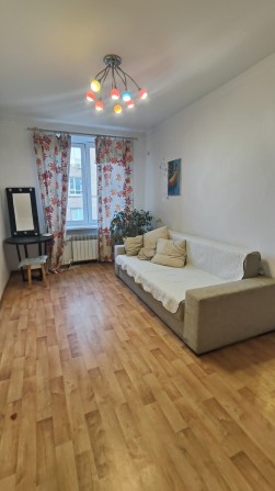 Сдам 2к квартиру в центре - фото 1