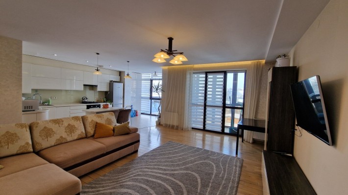 Оренда 2 кімнати + кухня студія в малоквартирній новобудові поряд парк - фото 1