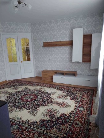 Сдаётся просторная,  2к квартира в микрорайоне Северный.т1 - фото 1