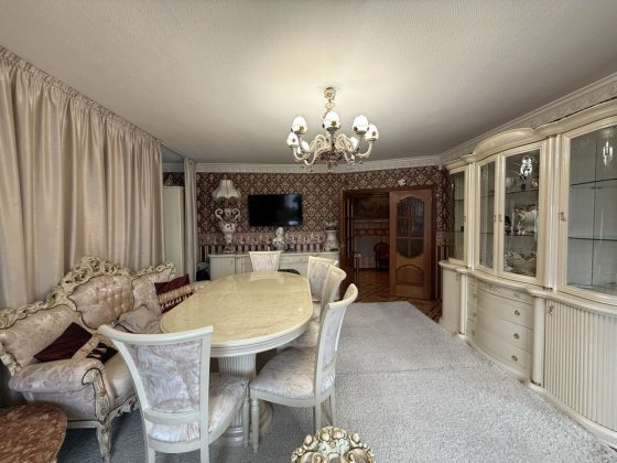 Аренда большой 3к на Соборной