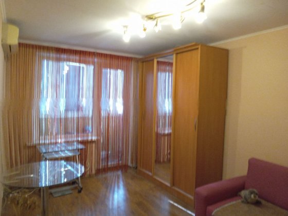 Сдам 2к.кв. на П. Поле,ул. Деревянко (район ,, Троянды") Харків