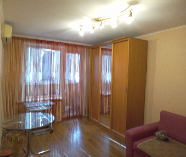 Сдам 2к.кв. на П. Поле,ул. Деревянко (район ,, Троянды") - фото 1