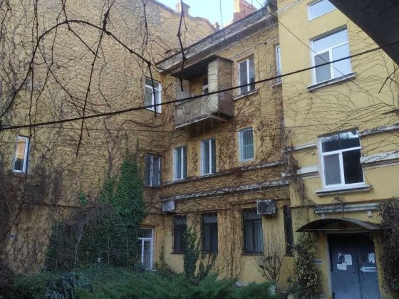 Сдам 1комн центр ул.Тираспольская (свет не отключают) убежище во дворе Одеса