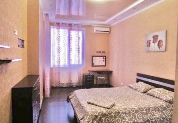 СДАМ 2 ком квартиру ЦЕНТР Чудо Город Большая 87 м. Гардероб Свт - фото 1