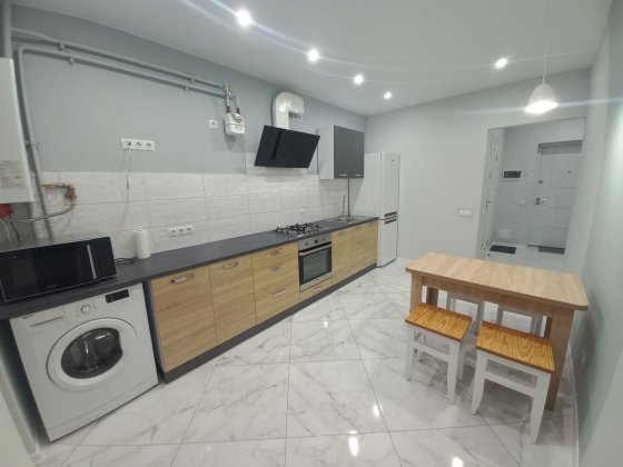 Оренда 1 кімнатної квартири вул.Пулюя Львов