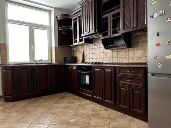 Оренда 3кім квартири в центральній частині міста 105кв.м. вул. Лисенка Львов