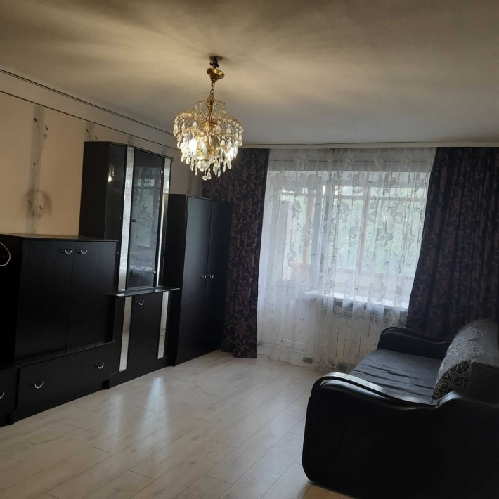 Сдам 1 комн. квартиру возле метро " Проспект Гагарина " - фото 1