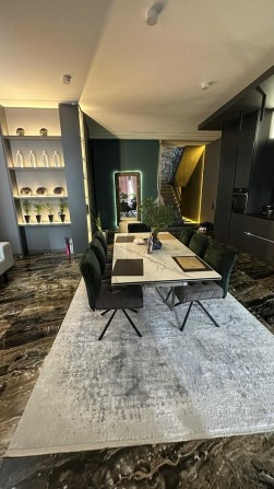 Оренда ВІП квартири з терасою новобудова центр міста - фото 1