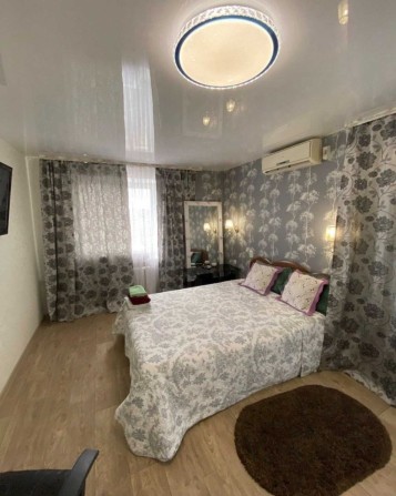 Сдам уютную современную 1-комнатную квартиру.т1 - фото 1