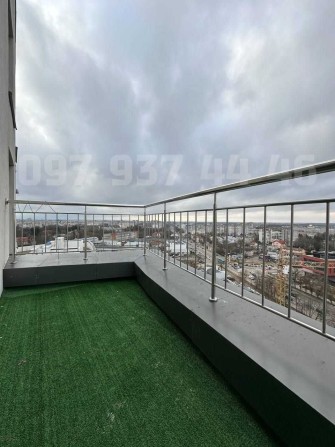 Оренда затишної та просторої двоярусної квартири в ЖК “Парус Сіті” - фото 1