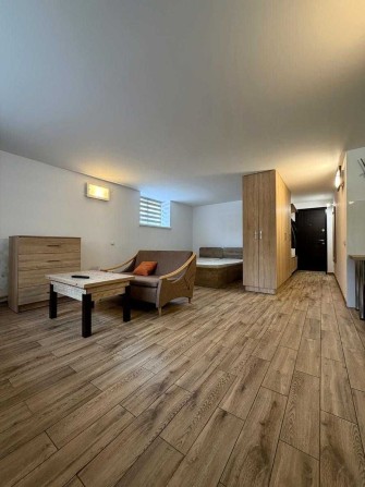 Оренда затишна квартира вул. Солом'янка - фото 1