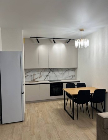 Срочно сдам квартиру в ЖК"Омега", пл.Толбухина 135/ ЖК "Альтаир" - фото 1