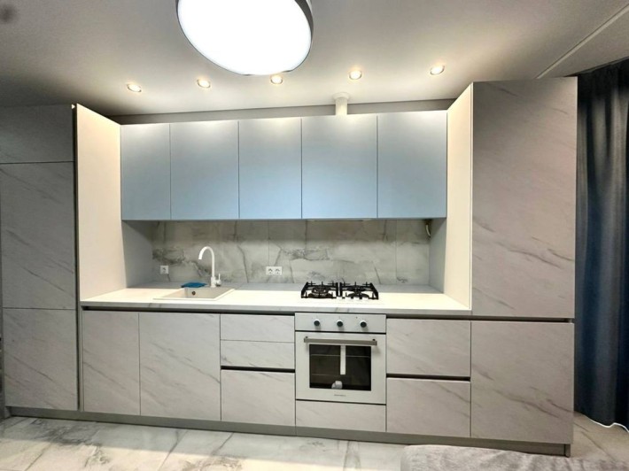 Сдам стильную 2-ком.в ЖК Море,Львовская,СВЕТ 24/7,Инвектор,ГАЗ - фото 1