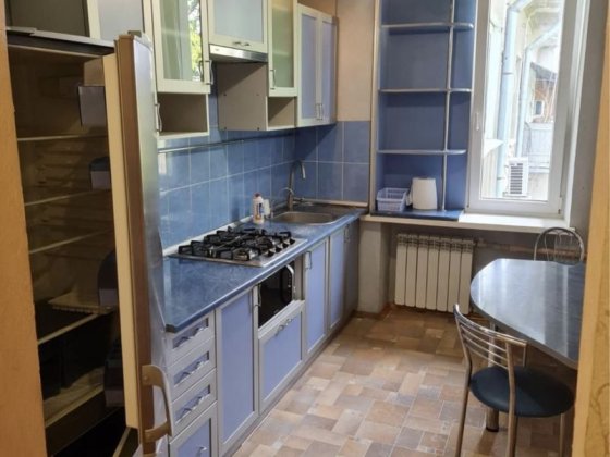 Реальная 2-ка в Центре, Университет, Мироносицкая 99, Центральный Парк Харків