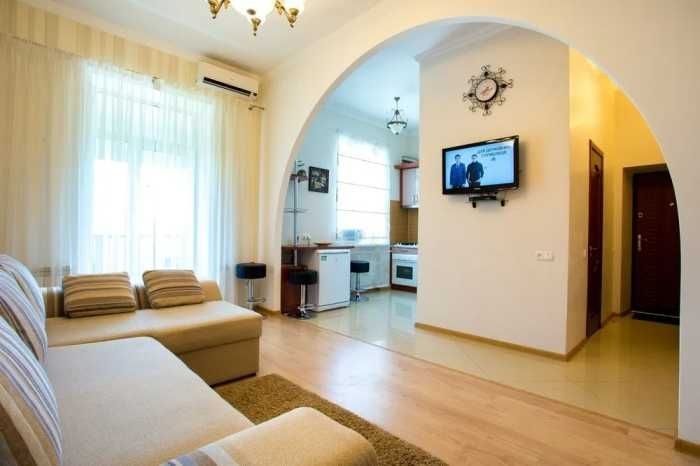 Аренда 2к квартиры в Центре на Адмиральской - фото 1