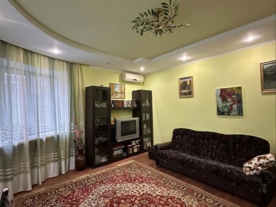 Реальная 2-ка в Центре, Ярослава Мудрого Харків