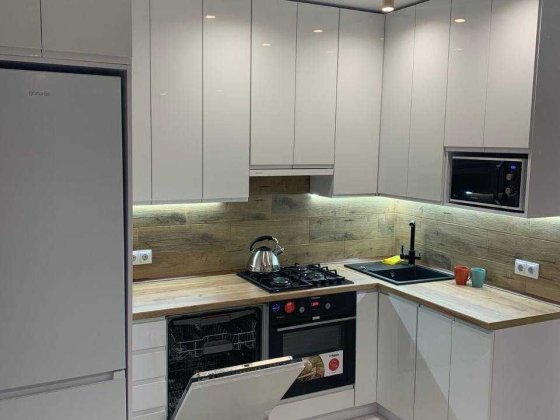 Оренда просторої 2 кімнатної квартири в ЖК вул Героїв УПА 73 Львов