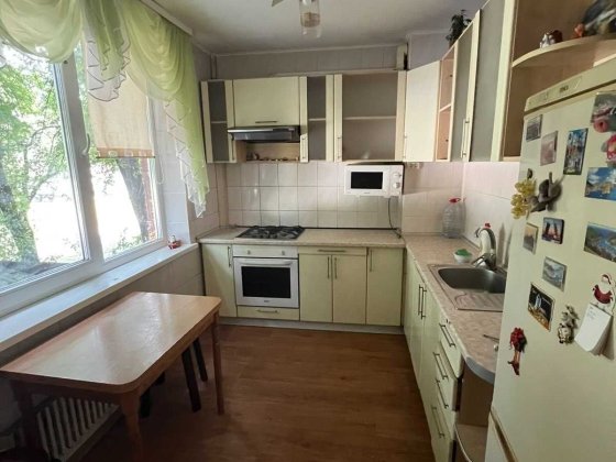 Сдам 1-о комнатную квартиру возле метро Студенческая 2-е минуты! Харків