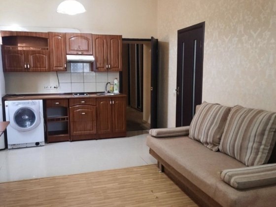 2 квартира проспект Гагарина 74, м спортивная и м Левада Харків