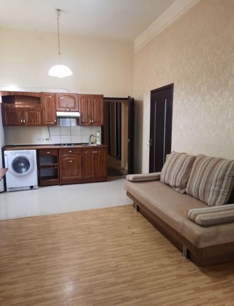 2 квартира проспект Гагарина 74, м спортивная и м Левада - фото 1