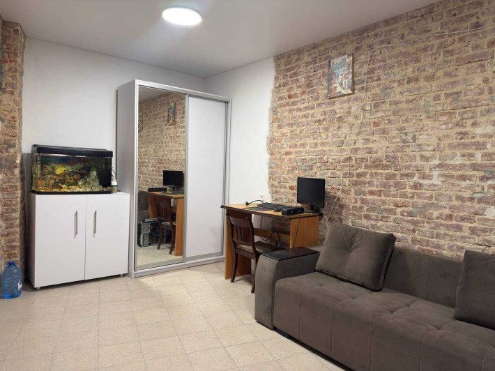 Оренда 1-кімнатної квартири в центрі Львова — район Цитаделі - фото 1