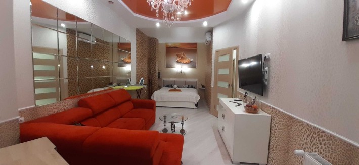 Сдам СВОЮ 1 ком. квартиру в АРКАДИИ - фото 1