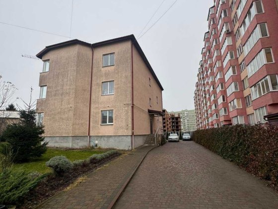 Оренда просторої 2-кімнатної квартири на вулиці Антонича Львов