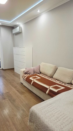 Довготривала оренда 2к квартири на вул. Середньофонтанська - фото 1