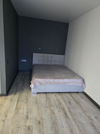 Сдам 1комн квартиру в новострое Новые Дома ЖК Ньютона - фото 1