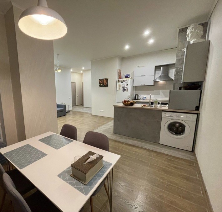 Аренда 2 -3х Ком кв Жк Капитан Ул Базарная  Центр 2эт Парк Шевченка - фото 1