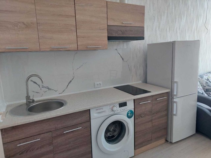 Сдам кухню студию и спальню на Канатной с ремонтом! - фото 1