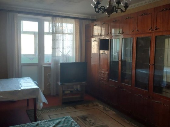 Сдам 3 к кварт на Салтовке.4000 и свет Харків