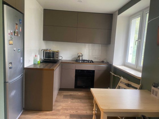 Здається сучасна квартира на І.Рабіна, Дві спальні та кухня-вітальня. Одеса