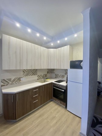 Сдам 1 к квартиру студию ЖК Акварель - фото 1