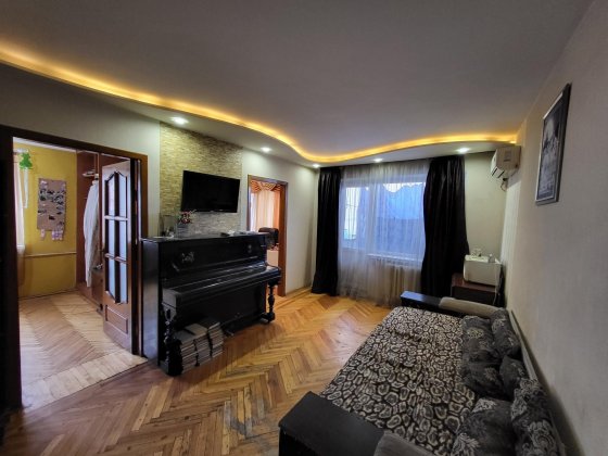 Аренда 3 комнатная квартира Салтовка район ТРК Украина Харків