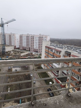 Сдам двушку 77кв м - фото 1